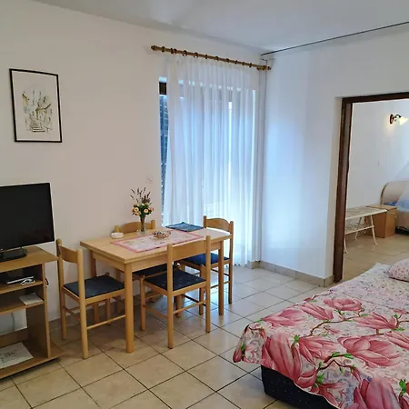 Apartments 1000 Flowers Stari Grad  Camera foto